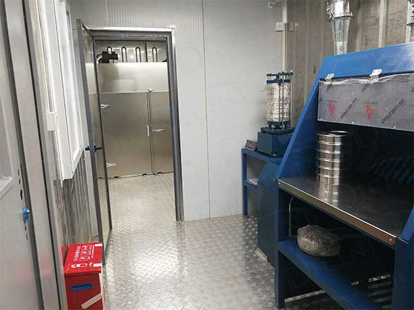 Canada Extreme Cold-Resistant Container Laboratory05 Canada Extreme Cold-Resistant Container Laboratory05