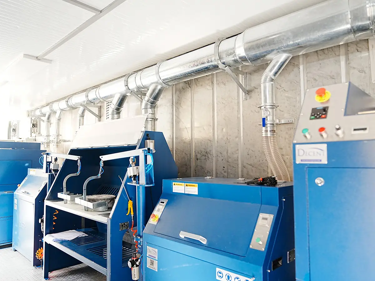2025 Container Laboratory Triumph: DECENT Mexican Project Sets New Global Benchmark 4 Blue sample preparation machines with ventilation ducts in a clean laboratory setting, by Qingdao Decent Group.